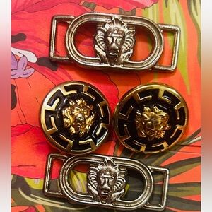Versace lot 4 vintage buttons clasps